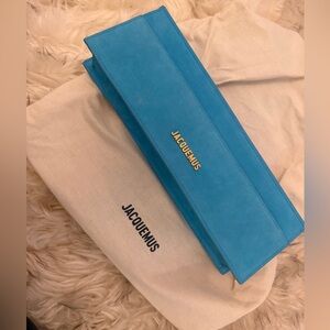 Jacquemus, Le Ciuciu suede shoulder bag. Without shoulder strap